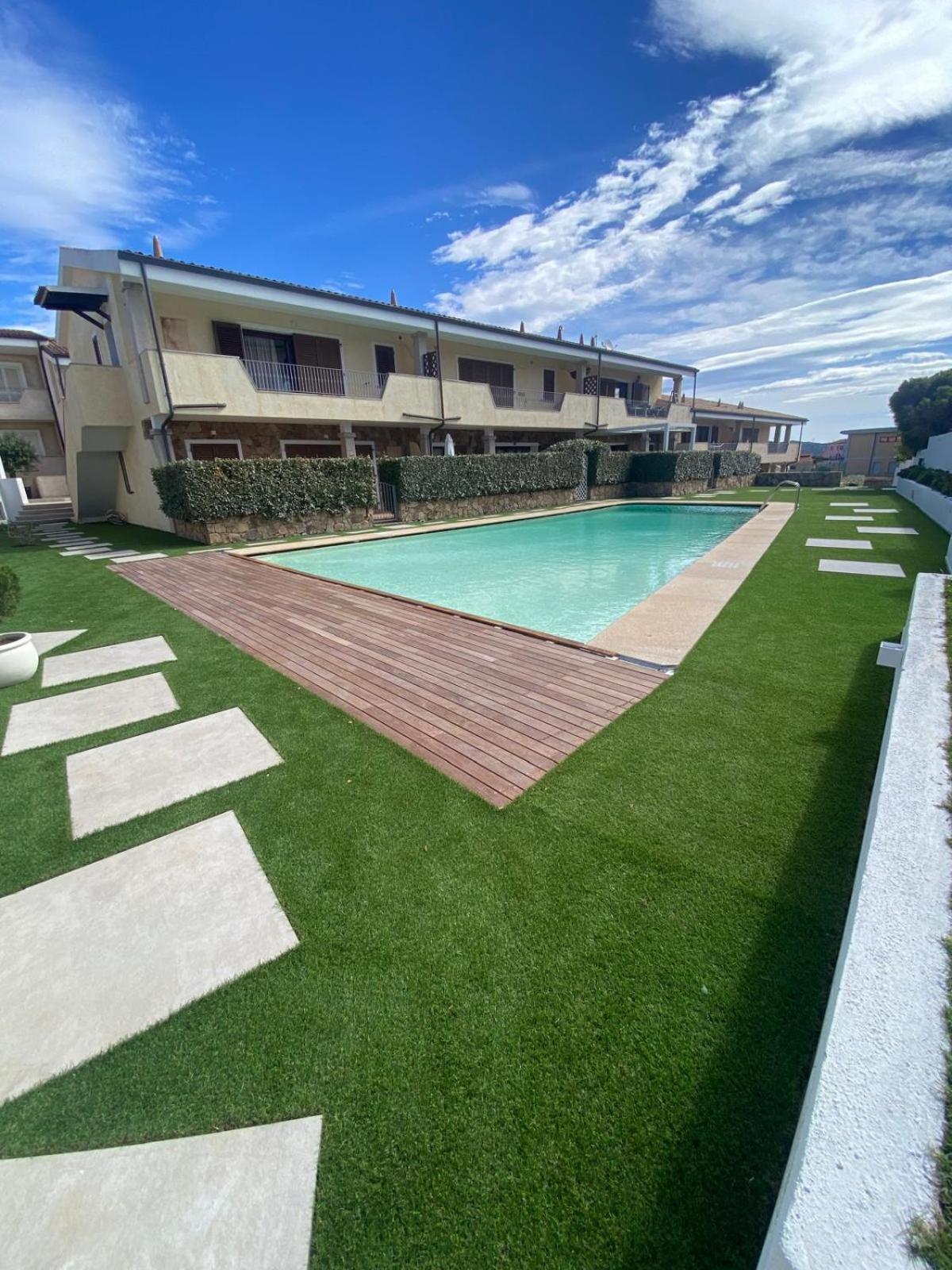 Le Perle Sts Apartment Palau Bagian luar foto