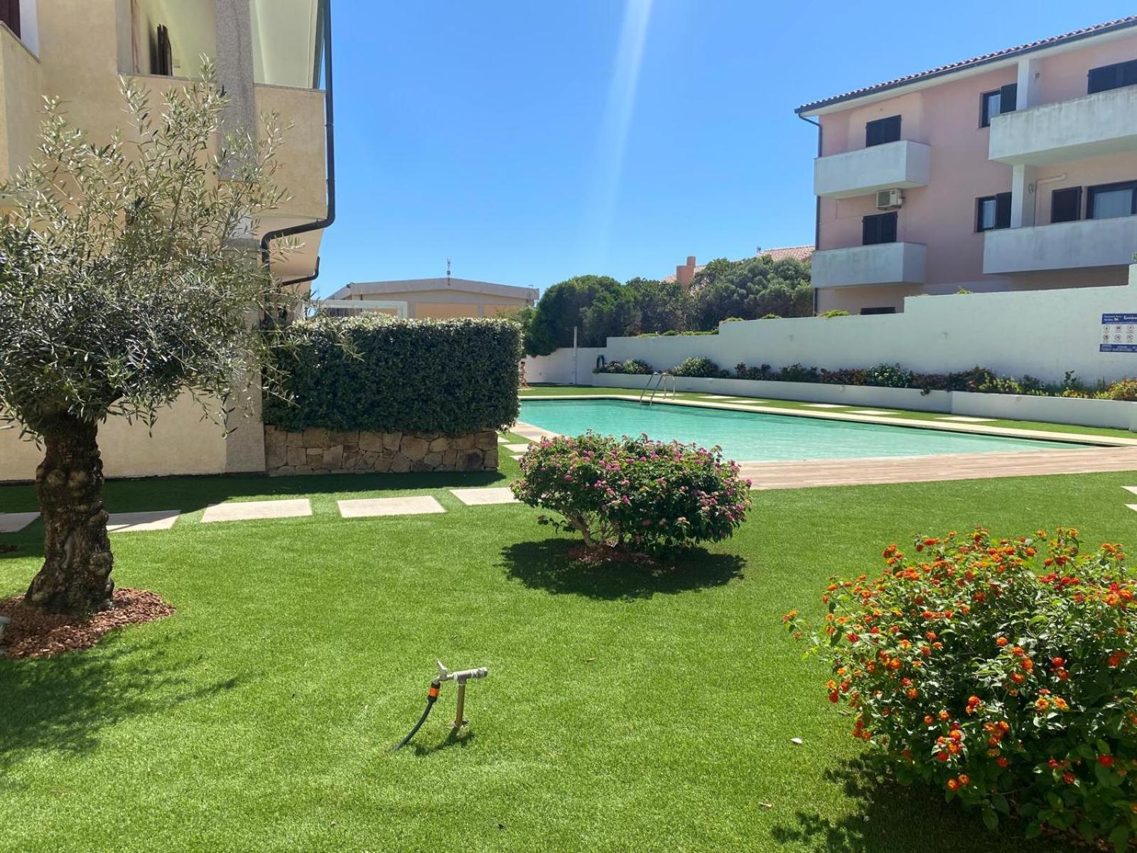 Le Perle Sts Apartment Palau Bagian luar foto
